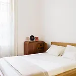Apartamento de 100 m² en Porta Vittoria, con 2 habitación(es) y 2 baño(s) privado(s)