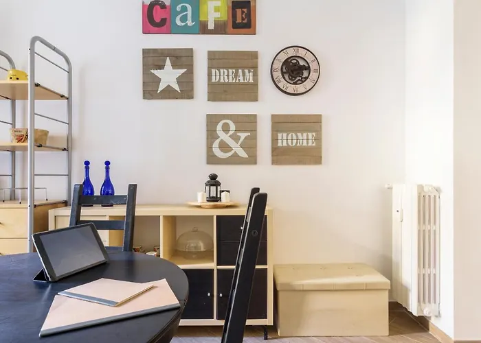 Apartamento de 100 m² en Porta Vittoria, con 2 habitación(es) y 2 baño(s) privado(s)